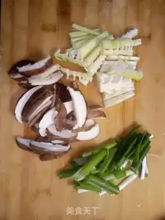 Make Fry mushrooms step 0