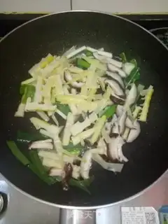 Make Fry mushrooms step 4