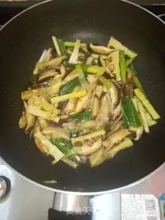 Make Fry mushrooms step 6