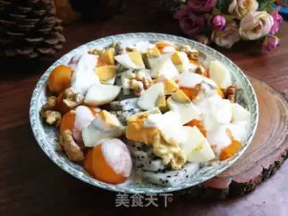 Make Fruit eggs with yogurt step 3