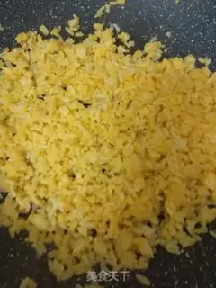 Make Spring egg fried rice step 1