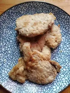 Make Onion fried pork chops step 0