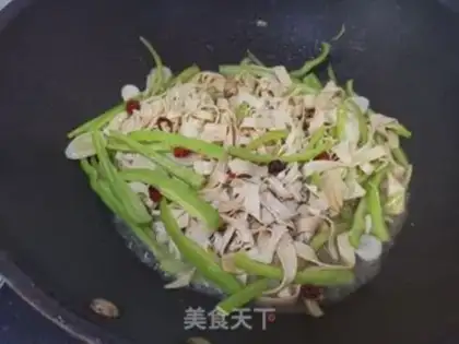 Make The peppers are fried step 7