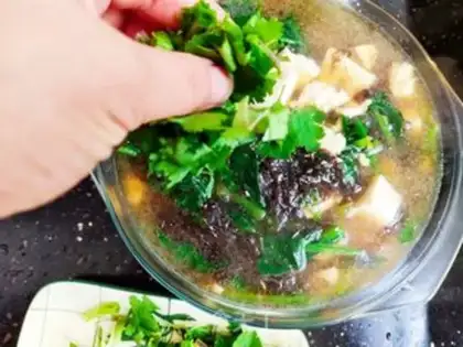 Make Spinach tofu pickle soup step 12
