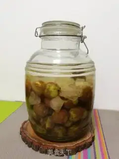 Make Blue plum wine step 8