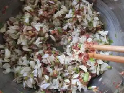 Make A flower bun step 4