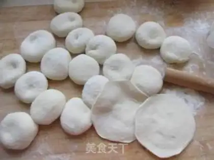 Make A flower bun step 6