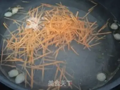 Make Carrot fan soup step 1