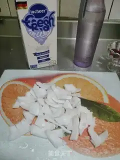 Make Fresh coconut juice step 4