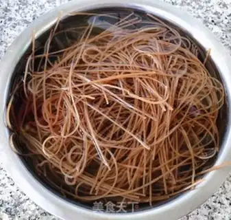 Make Cream noodles step 1