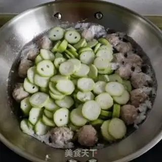 Make Smelt meatball soup step 7