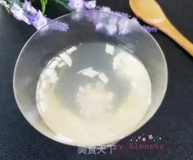 Make A white radish honey water step 5
