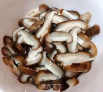 Make Shrimp sushi mushroom congee step 1