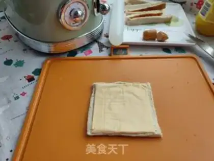 Make Toast cheese dogs step 3