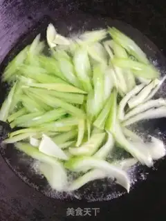 Make Celery chicken step 2