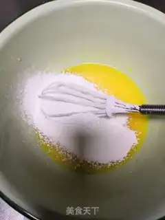Make Strawberry jam cake rolls step 2