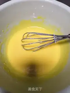 Make Strawberry jam cake rolls step 3