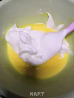 Make Strawberry jam cake rolls step 7