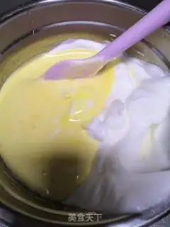 Make Strawberry jam cake rolls step 8