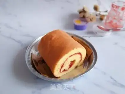 Make Strawberry jam cake rolls step 18