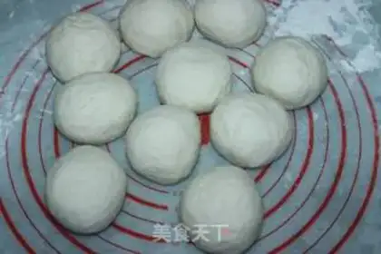 Make Carrot bun step 3