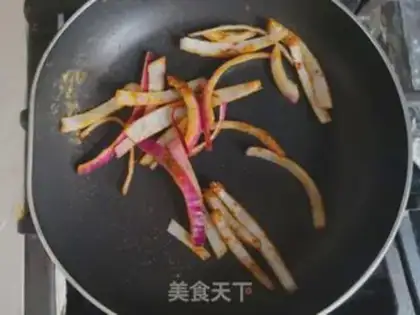 Make Curry chicken noodles step 4