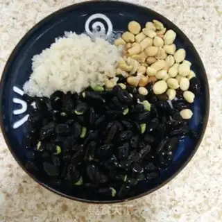 Make Black bean peanuts step 0
