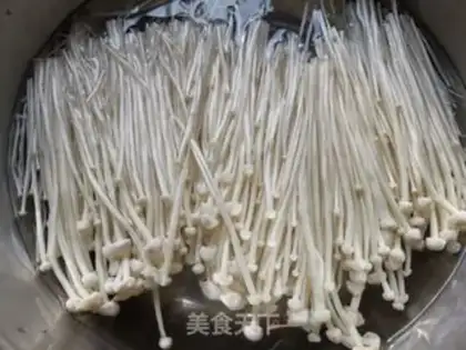 Make Shrimp fans steamed golden needle mushrooms step 0