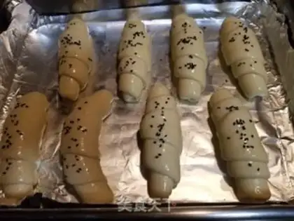 Make Japanese salt bread step 9