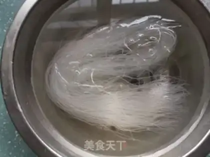 Make Shrimp fans steamed golden needle mushrooms step 1