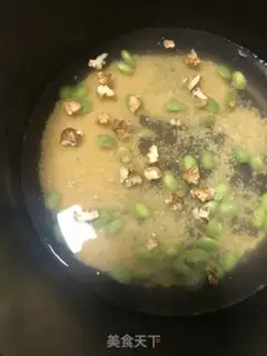 Make Porridge of chrysanthemum step 2