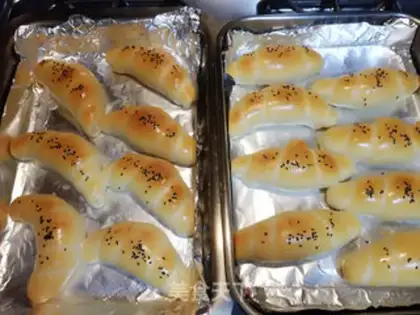 Make Japanese salt bread step 11