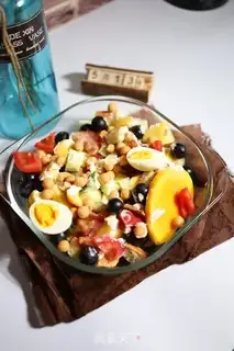 Make Toast bacon tea and fruit salad step 12