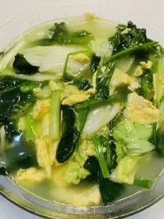 Make The groceries and egg soup step 7