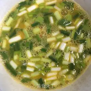 Make Eggs and peppers step 1