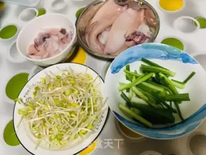 Make Seafood noodles step 0