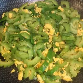 Make Eggs and peppers step 5