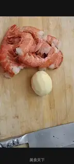 Make Argentinian shrimp with potatoes step 0