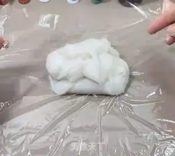 Make White Jade Roll step 3