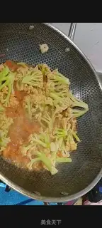 Make Tomato cooks organic broccoli step 5