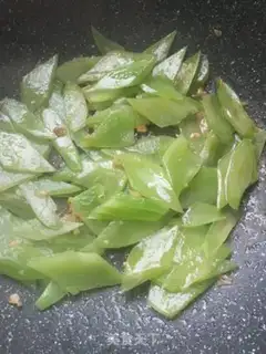 Make Pelican chips step 1