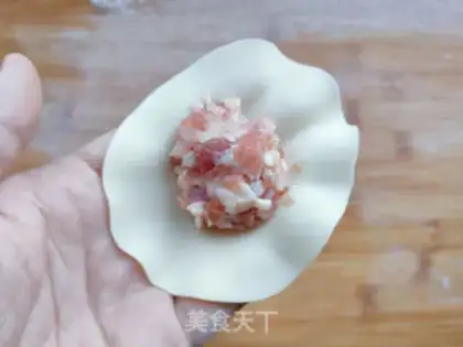 Make Ice florist buns step 2