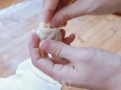 Make Ice florist buns step 3
