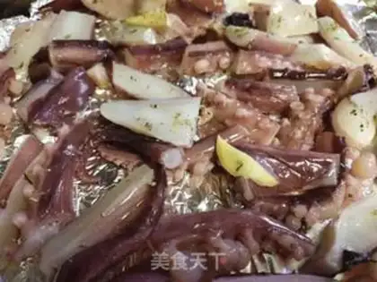Make octopus fan salad step 3