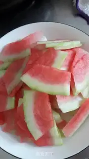 Make Spicy watermelon peel step 0