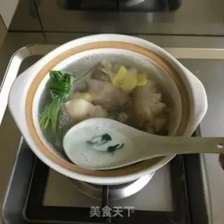 Make Pork-hot-hot soup step 2