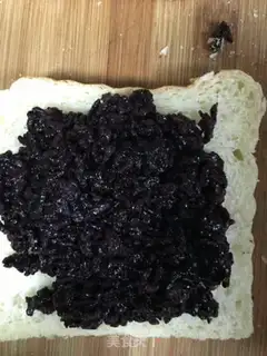 Make Porridge pine toast step 1