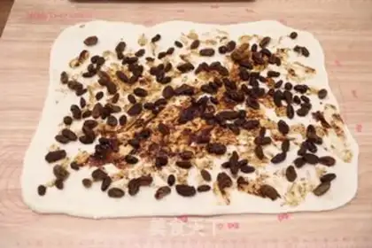 Make raisin cinnamon step 8
