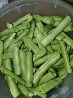 Make The dry beans step 0