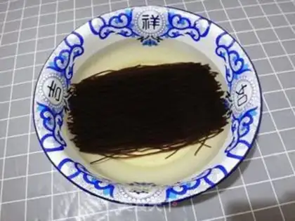 Make Spicy root powder step 0